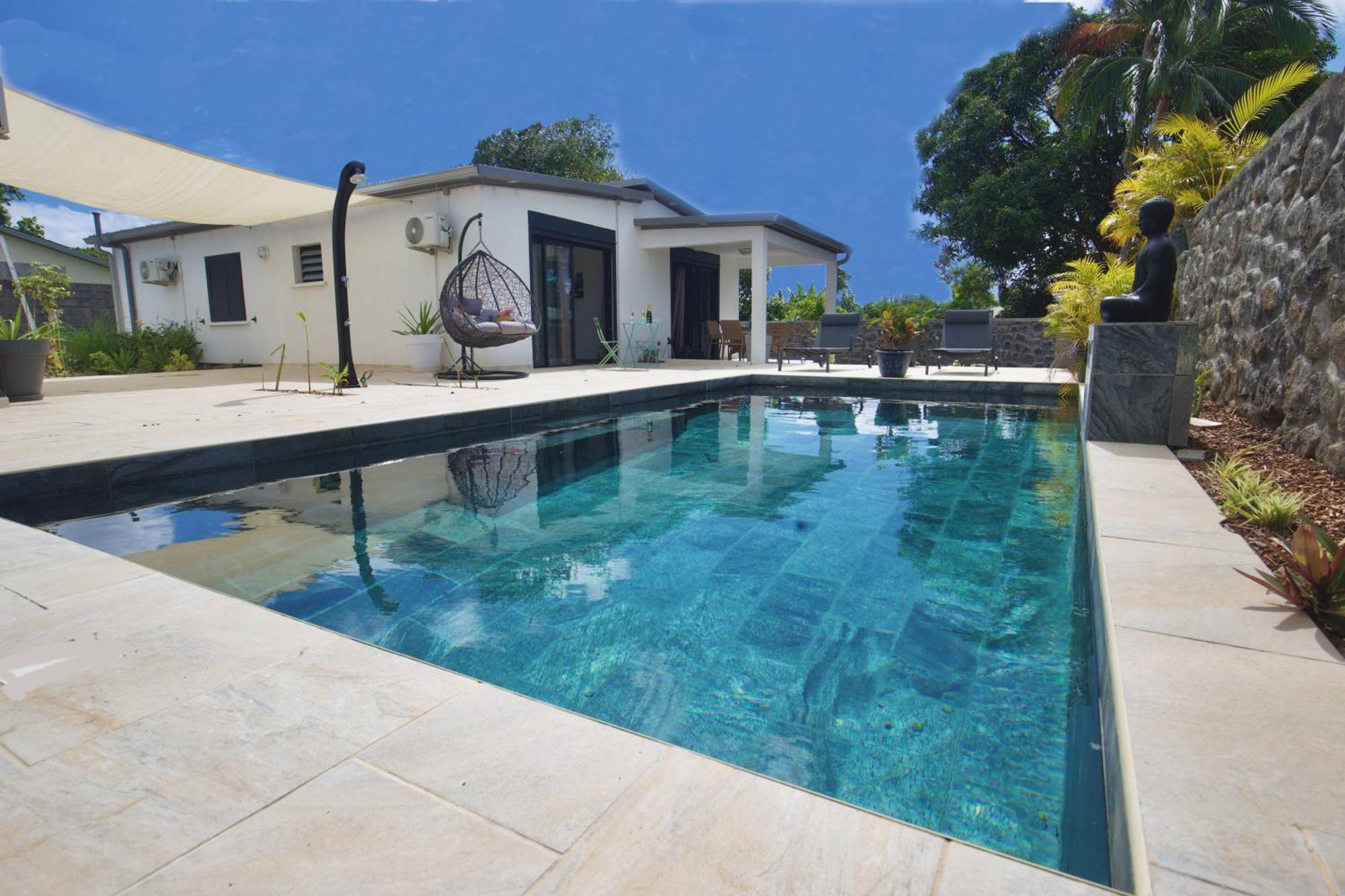 Villa Du Beau Vallon 2 Jacuzzi Privatif Et Piscine Chauffee Partagee Saint-Benoît المظهر الخارجي الصورة